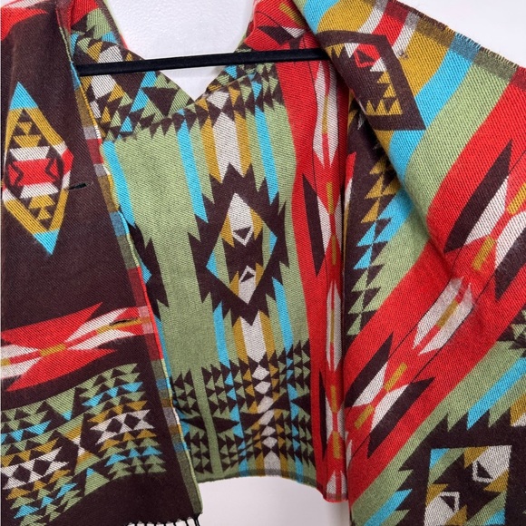 Womens woven Aztec hooded one sized fits most fringe hem poncho costal western - Picture 3 of 9